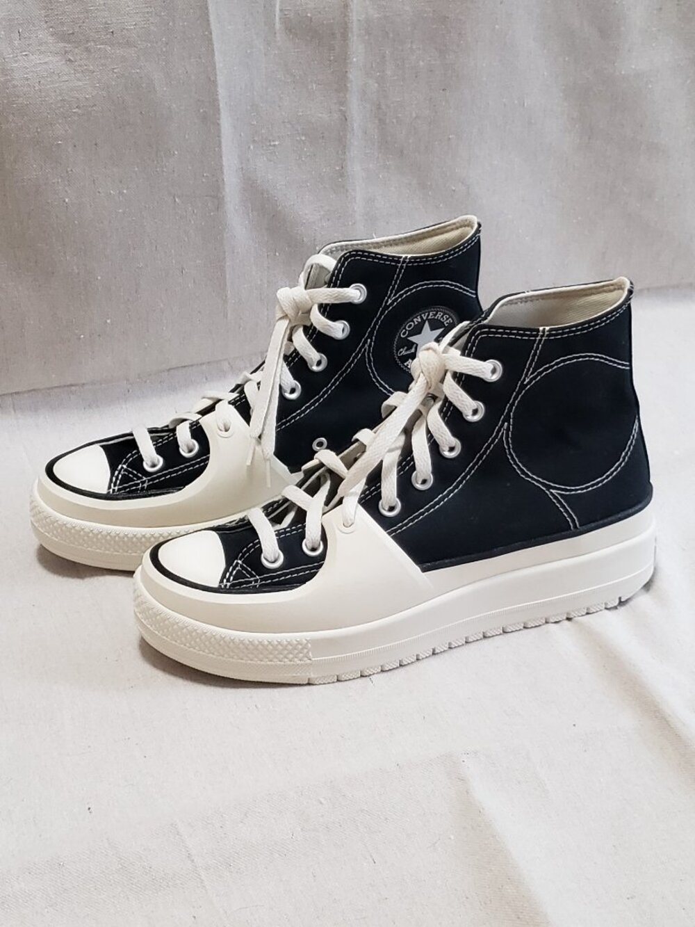 Converse Chuck Taylor Men's Size 9 Black High-Top Platform Unisex Women's 10.5